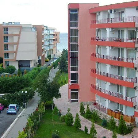 Gt Astoria Apartment Elenite